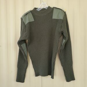 DSCP Valor Collection Men's Green US Military Sweater Epaulettes Size 40 Wool
